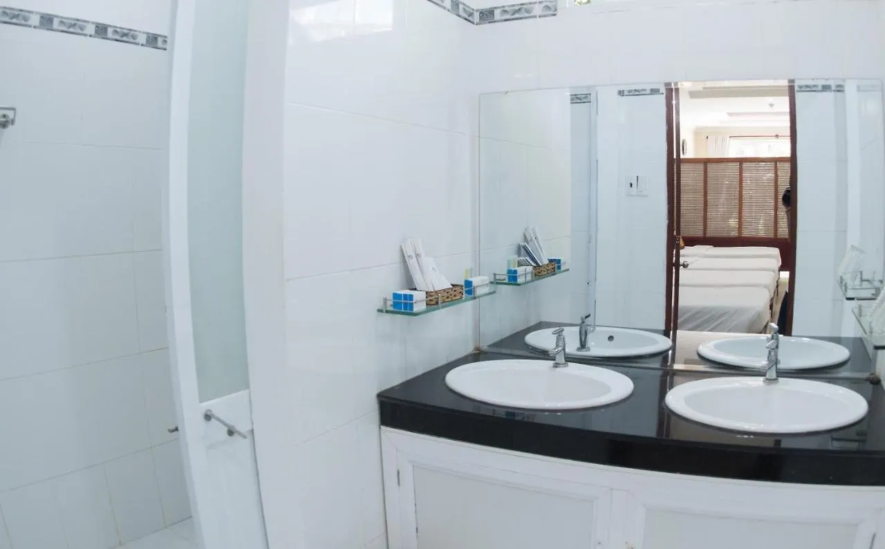 Ho May Park Vung Tau Khach San - Resort 3*,