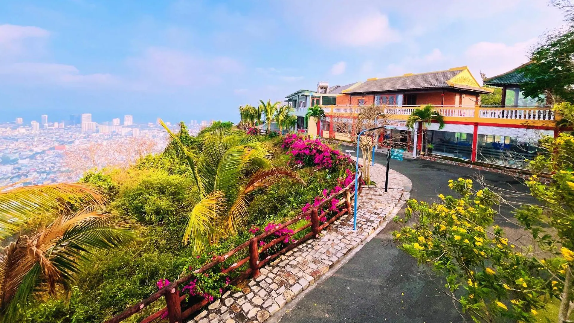 Ho May Park Vung Tau Khach San - Resort